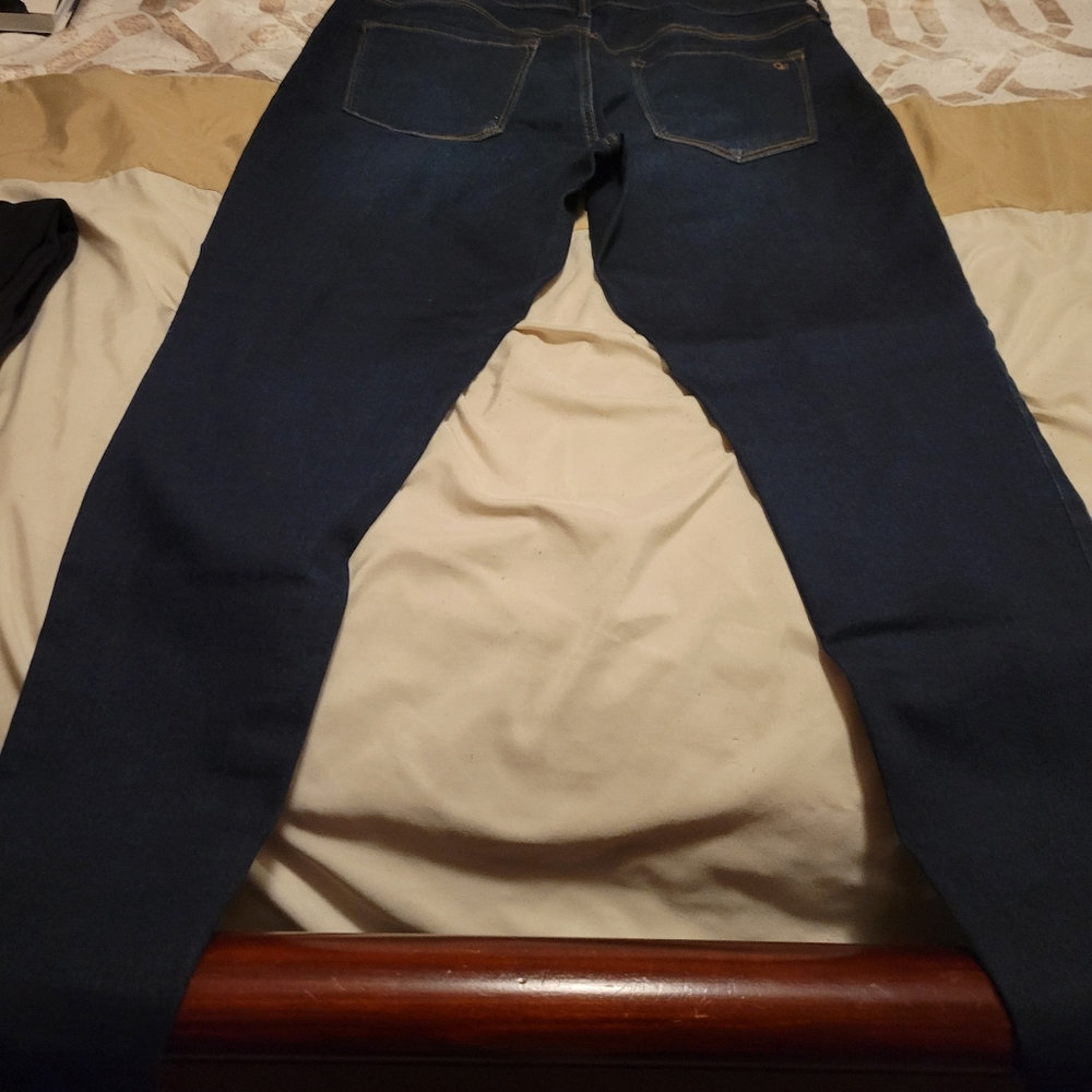 Dark Wash Skinny Jeans - Picture 6 of 6